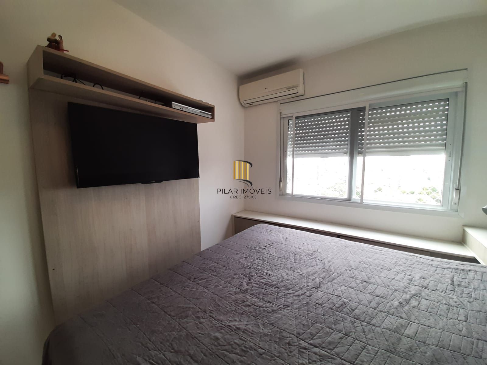 Apartamento 2 dormitórios no bairro Azenha