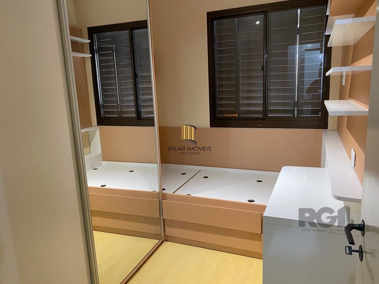 Apartamento de 3 dormitóios no bairro Teresopolis