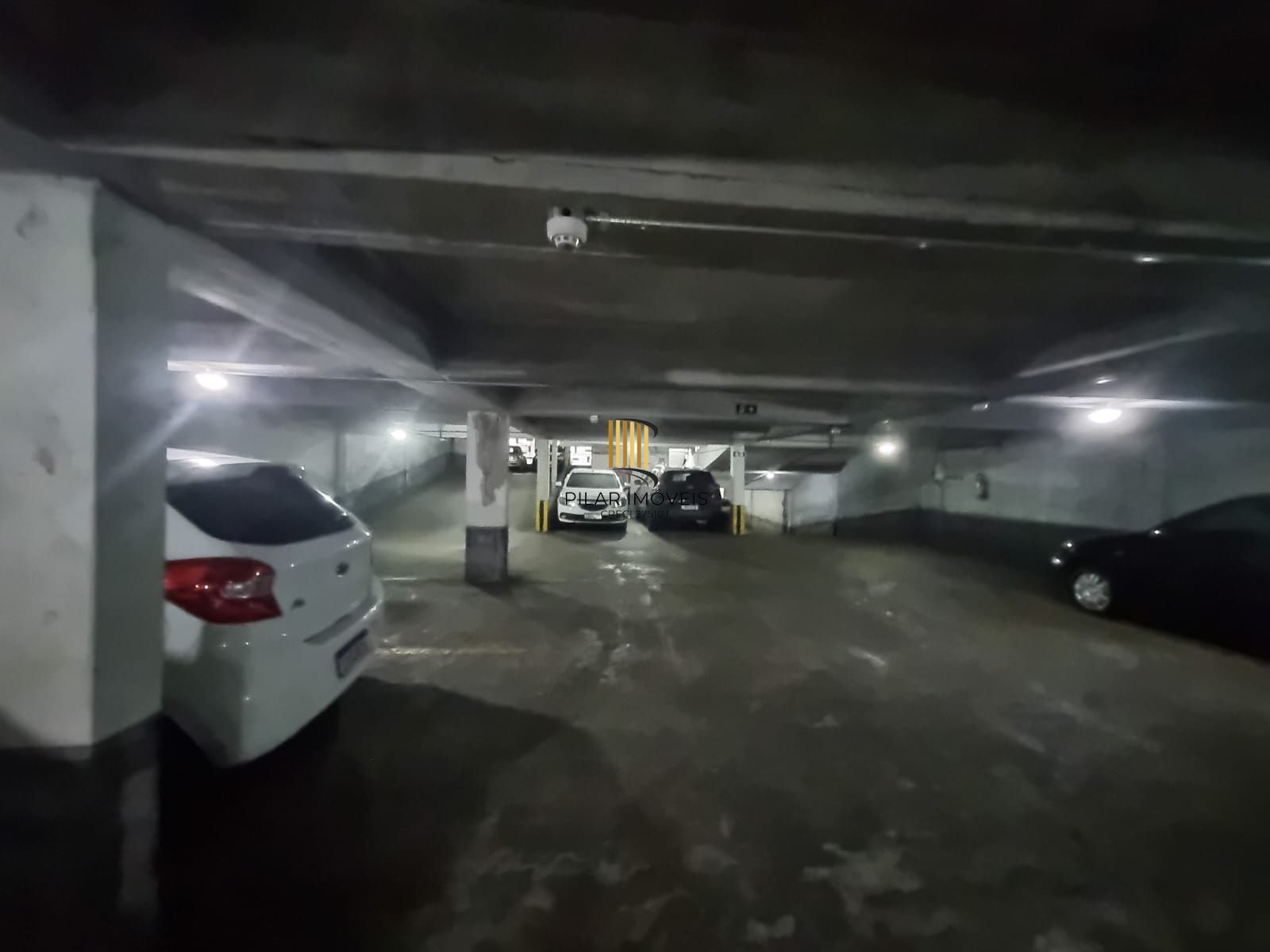 Box de garagem para venda no centro