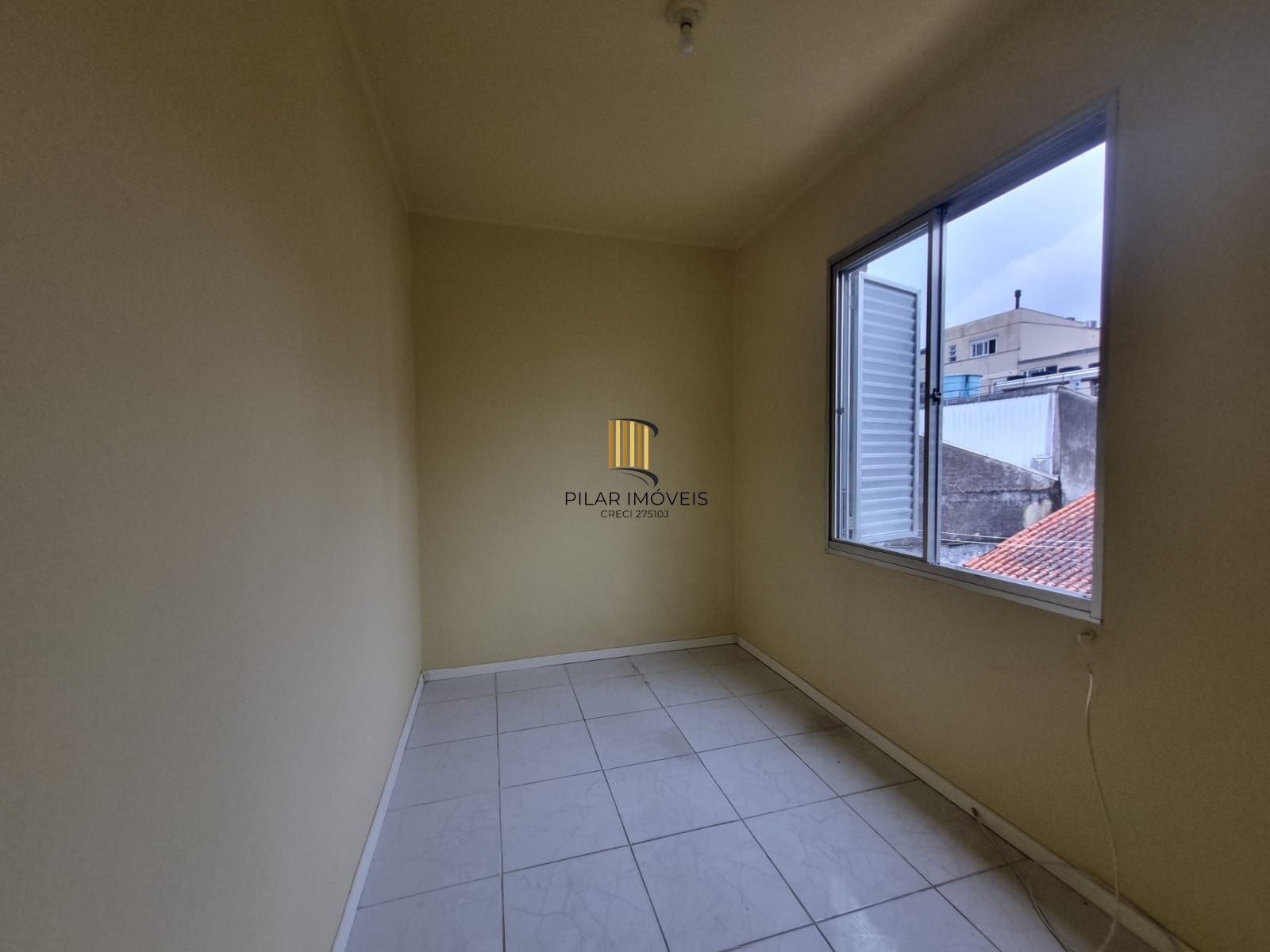 Apartamento de 2 dormitórios no bairro Santana