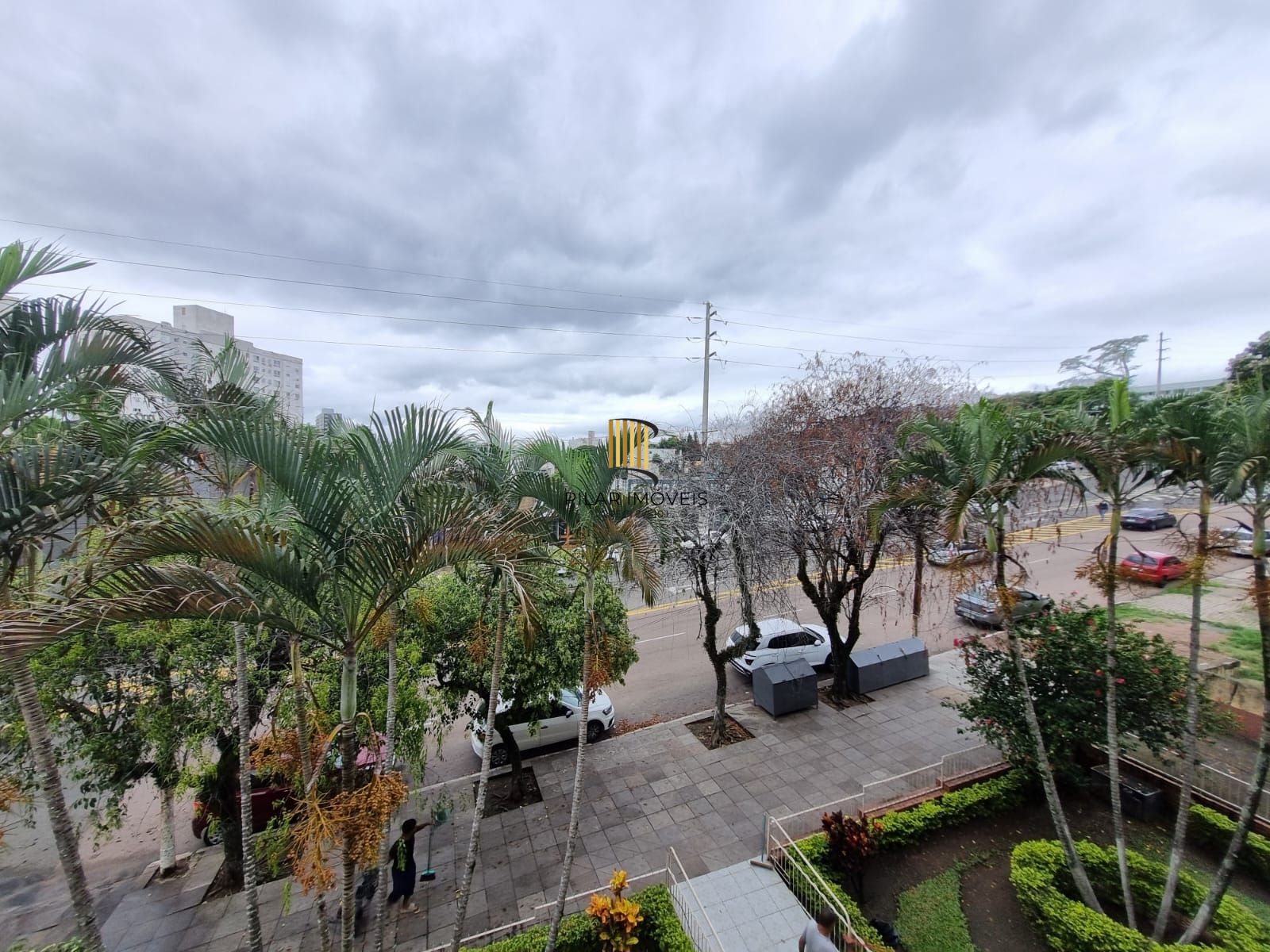 Apartamento de 3 dormitórios para venda no Bairro Azenha