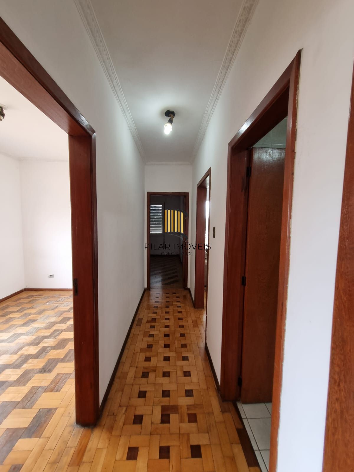 Apartamento de 3 dormitórios para venda no Bairro Azenha