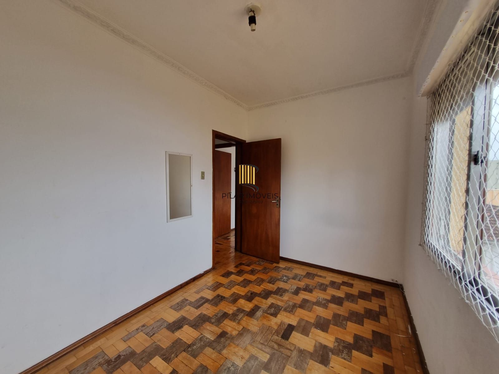 Apartamento de 3 dormitórios para venda no Bairro Azenha