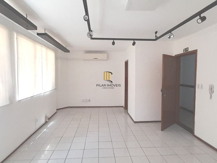 Sala comercial, no bairro Floresta, para venda