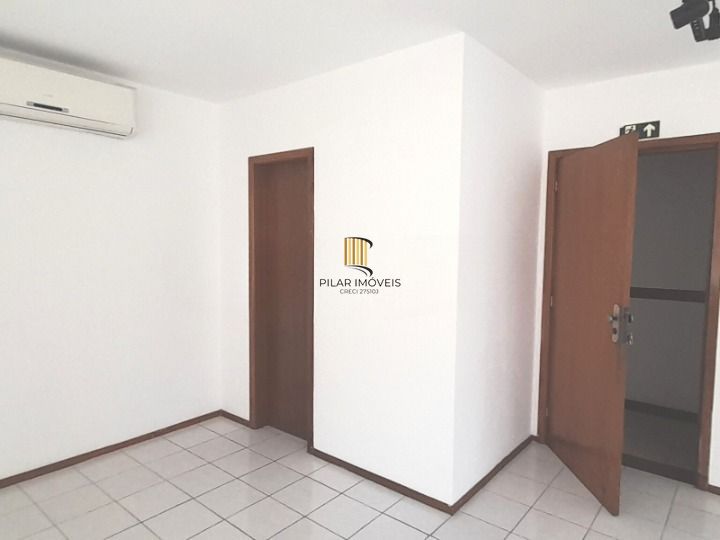 Sala comercial, no bairro Floresta, para venda