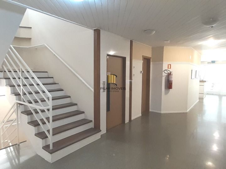 Sala comercial, no bairro Floresta, para venda