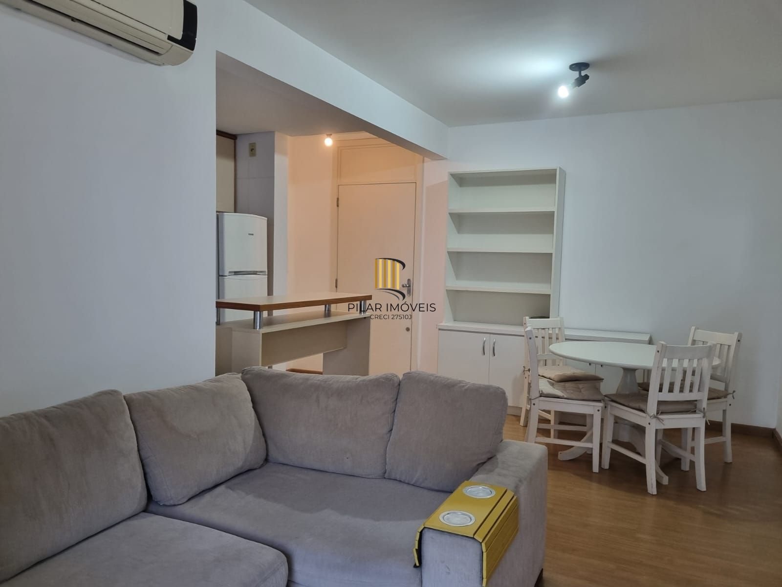 Apartamento de 3 dormitórios, sendo 1 suíte, no bairro Santo Antonio.