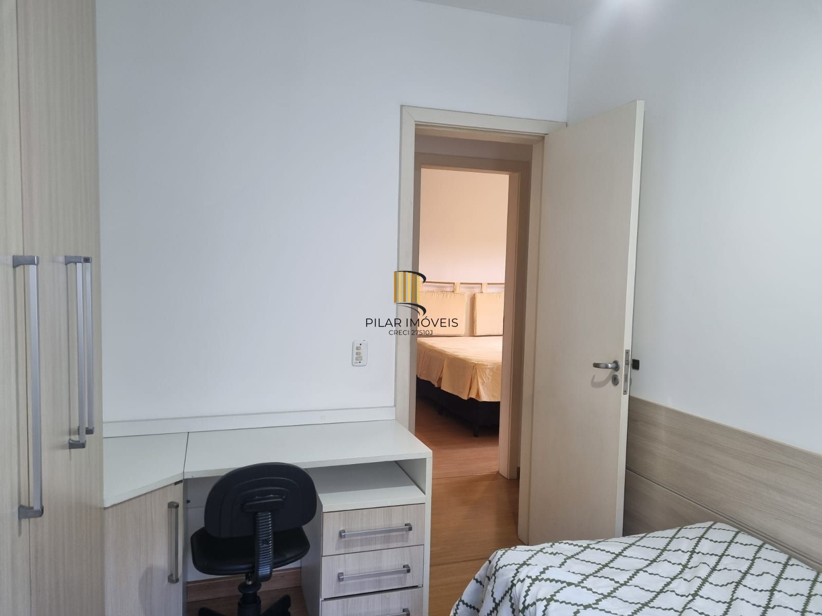 Apartamento de 3 dormitórios, sendo 1 suíte, no bairro Santo Antonio.
