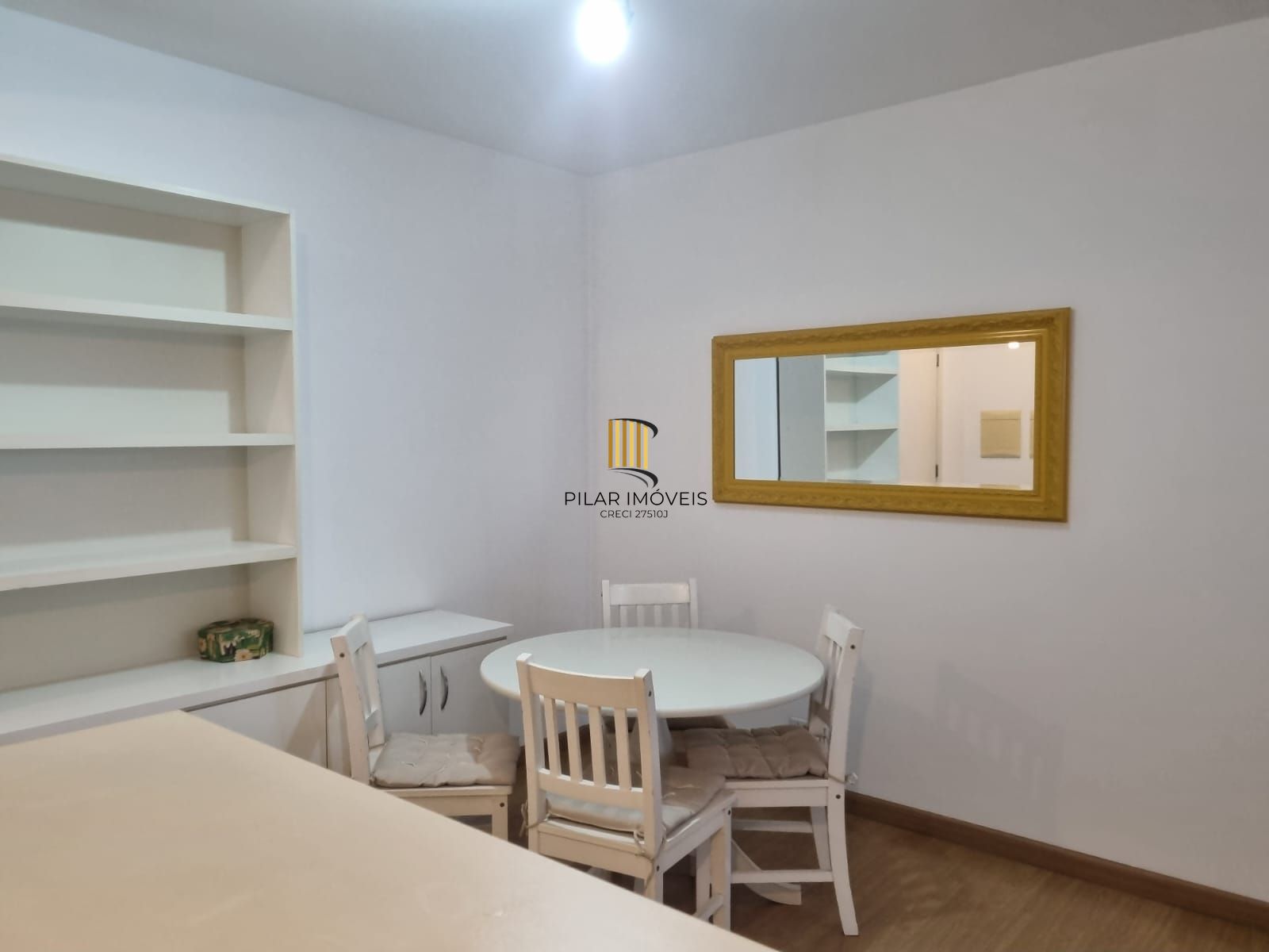 Apartamento de 3 dormitórios, sendo 1 suíte, no bairro Santo Antonio.