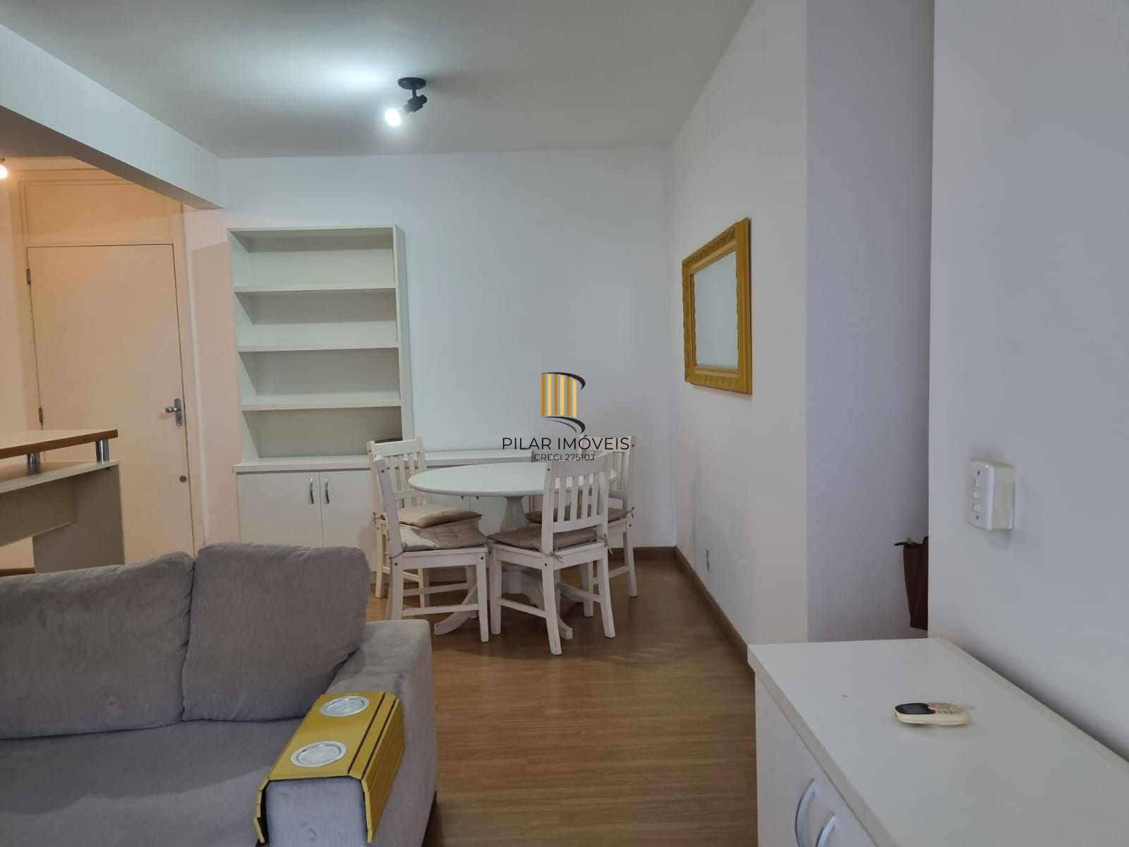 Apartamento de 3 dormitórios, sendo 1 suíte, no bairro Santo Antonio.