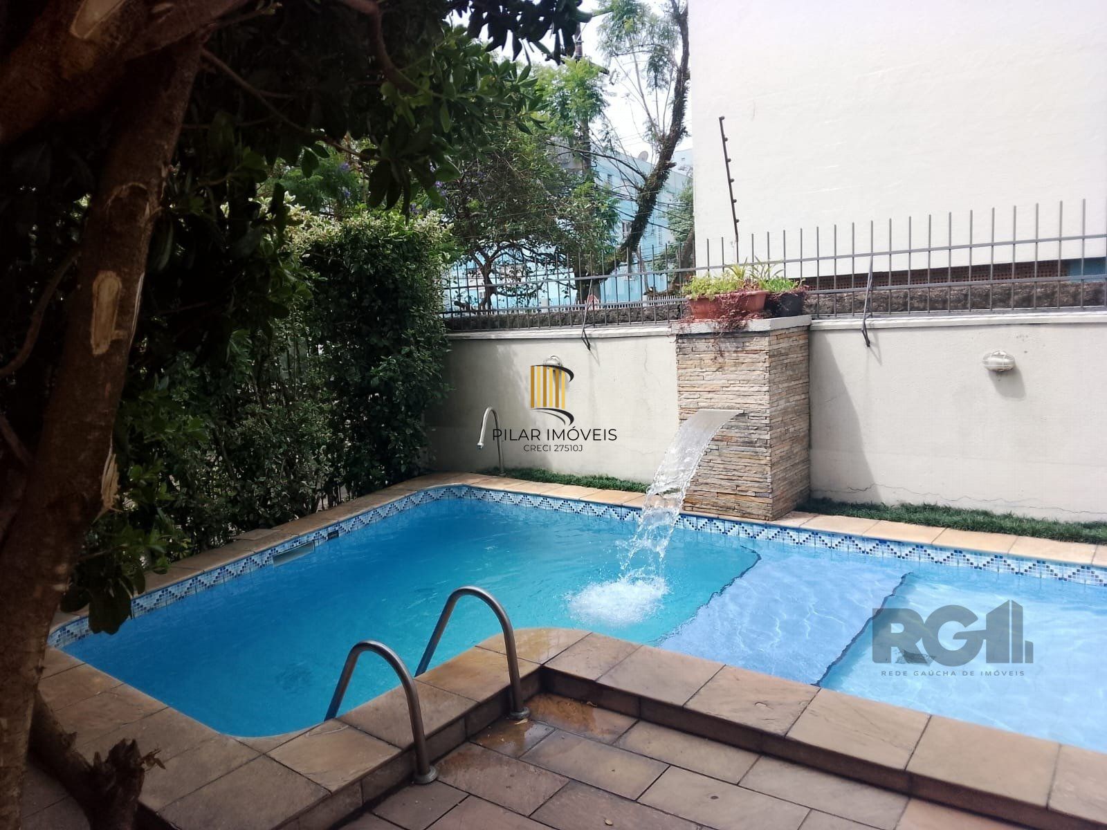 Apartamento de 3 dormitórios, sendo 1 suíte, no bairro Santo Antonio.