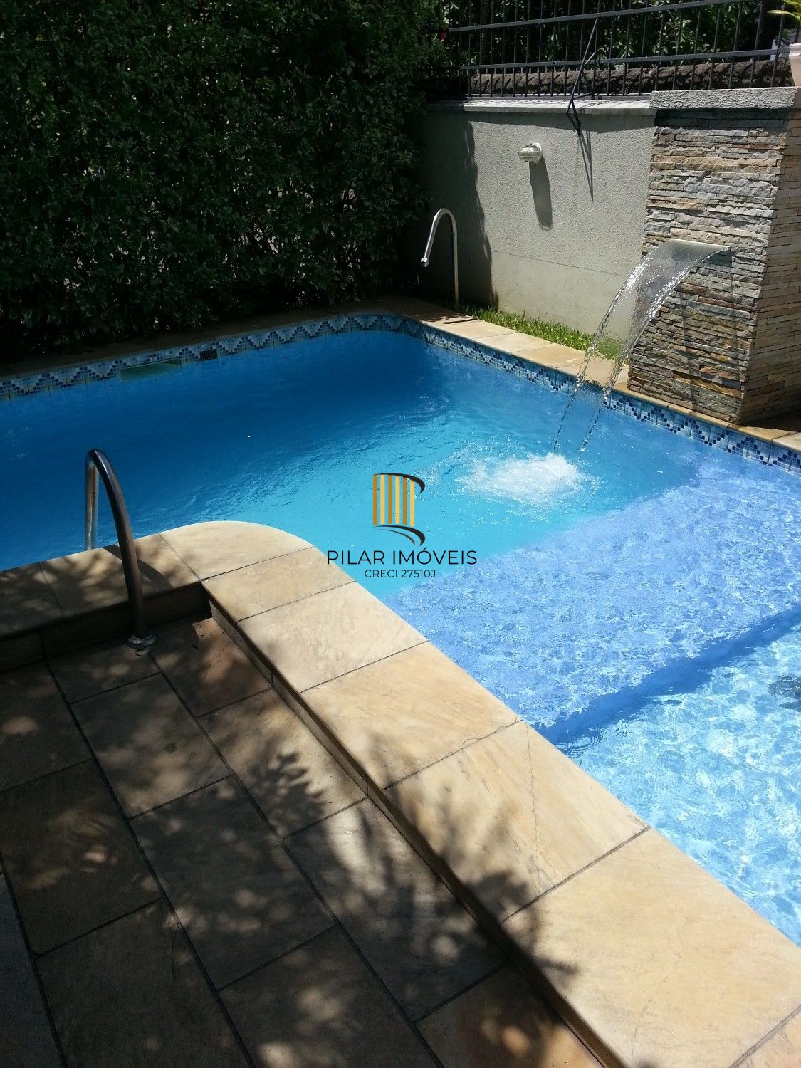 Apartamento de 3 dormitórios, sendo 1 suíte, no bairro Santo Antonio.