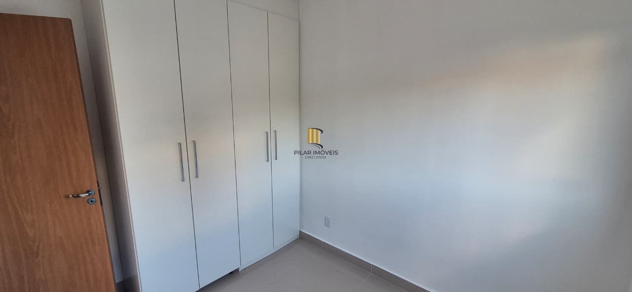 Apartamento, 2d com vaga, bairro Morro Santana