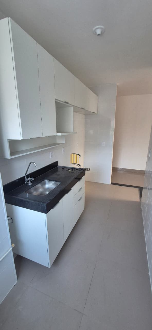 Apartamento, 2d com vaga, bairro Morro Santana