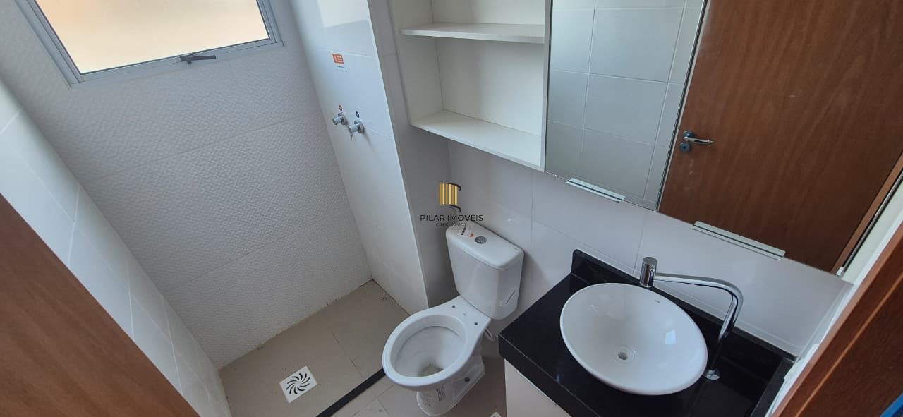 Apartamento, 2d com vaga, bairro Morro Santana