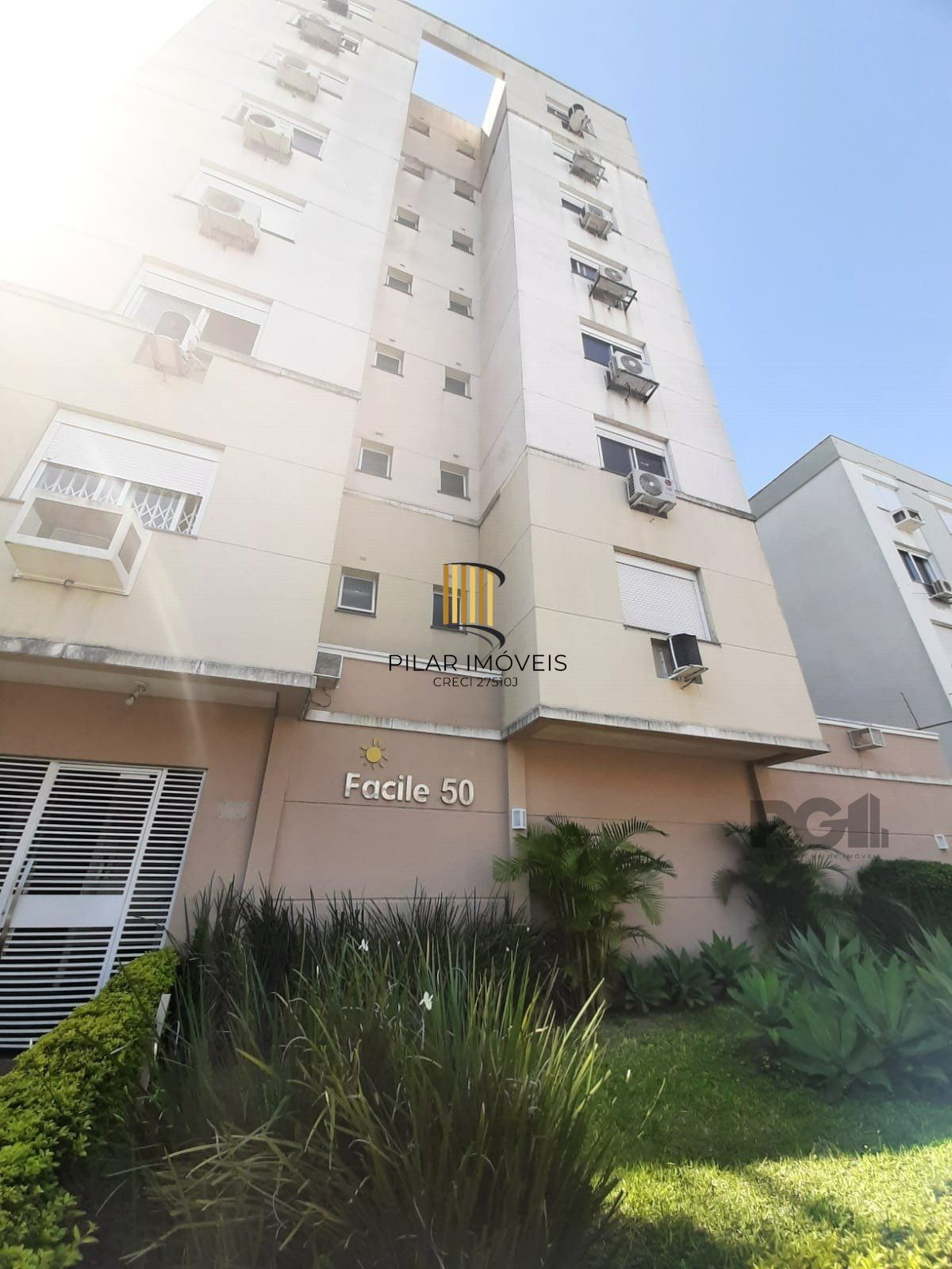 Apartamento 2 dormitórios no bairro Azenha