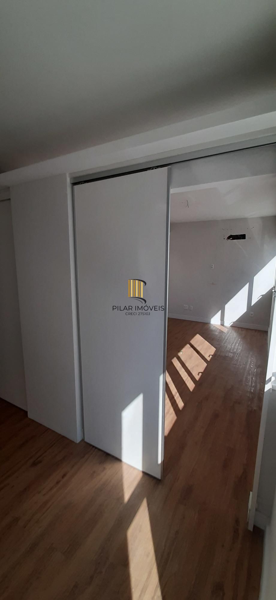 Sala Comercial 1 dormitório no bairro Menino Deus