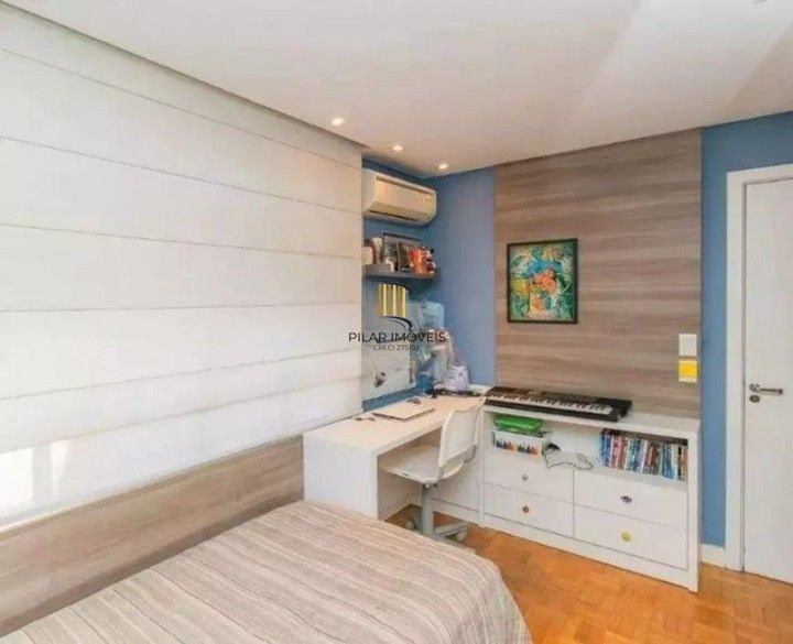 Casa 3d com suíte, bairro três figueira