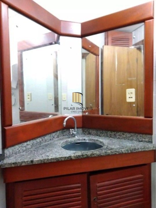 Sala com recepção, bairro Rio Branco
