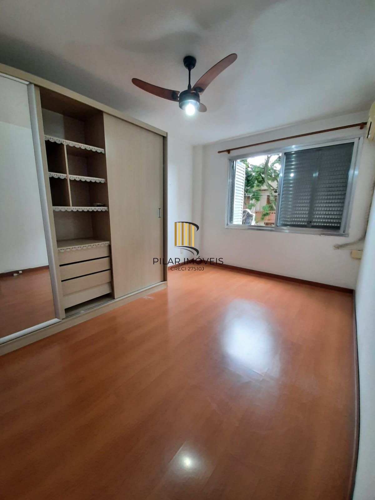 Apartamento de 2 Dormitórios para Vender no Centro Histórico