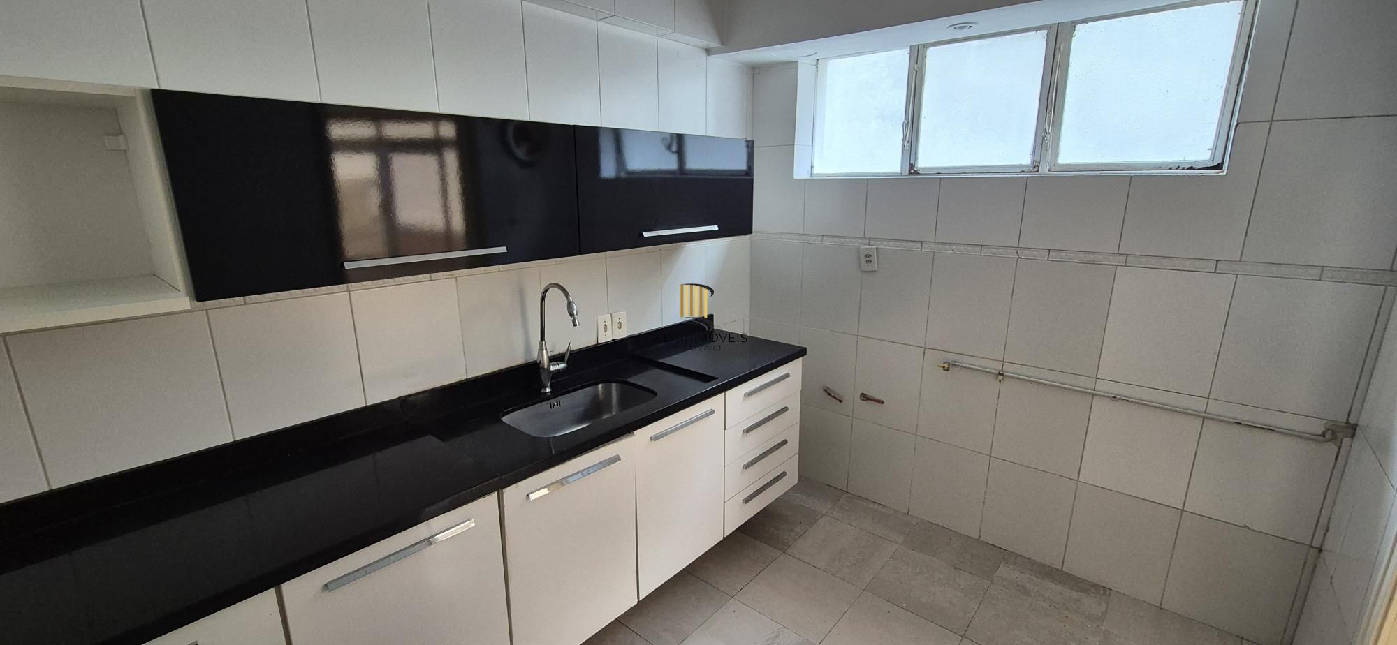 Apartamento 3 dormitórios no bairro Menino Deus