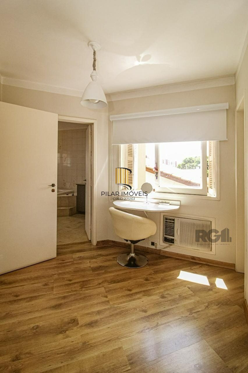 Casa 3 dormitórios no bairro Santo Antônio