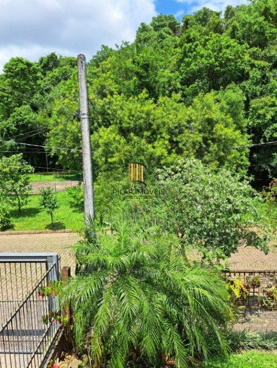 Casa 3 dormitórios no bairro Espírito Santo