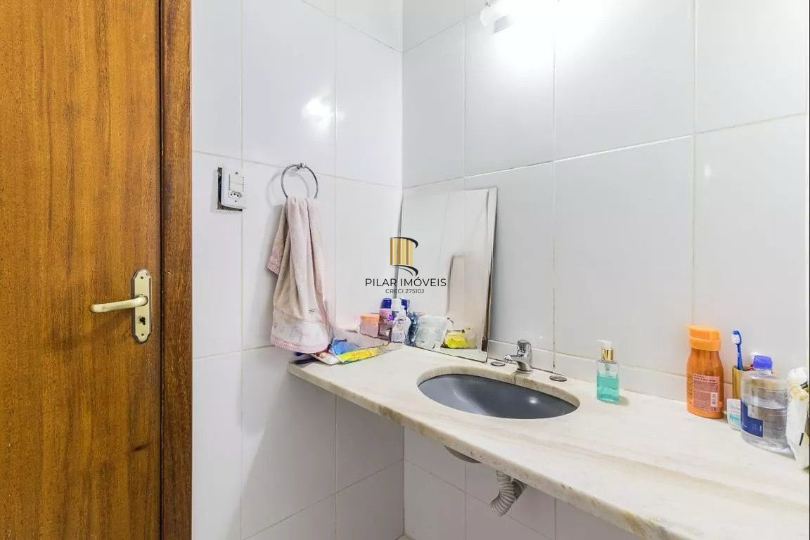 Apartamento 3 dormitórios no bairro Farroupilha
