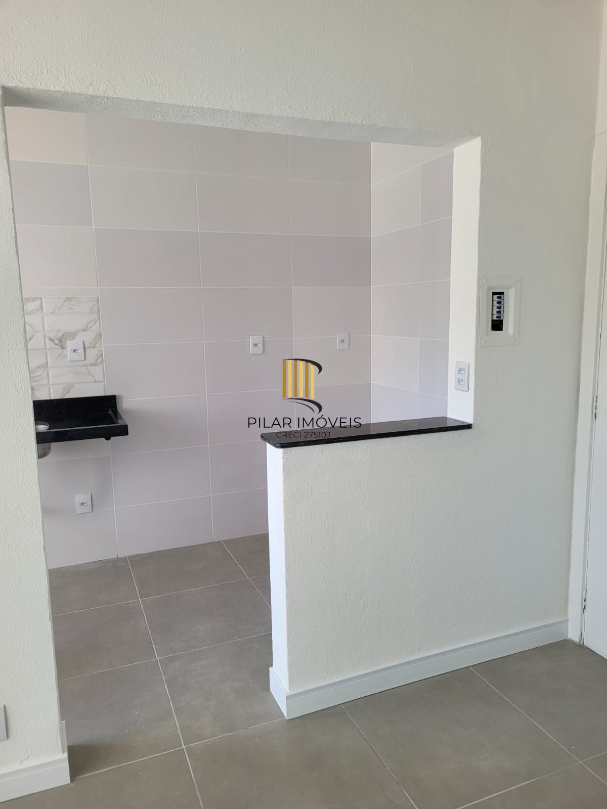 Apartamento 1 dormitório no bairro Morro Santana