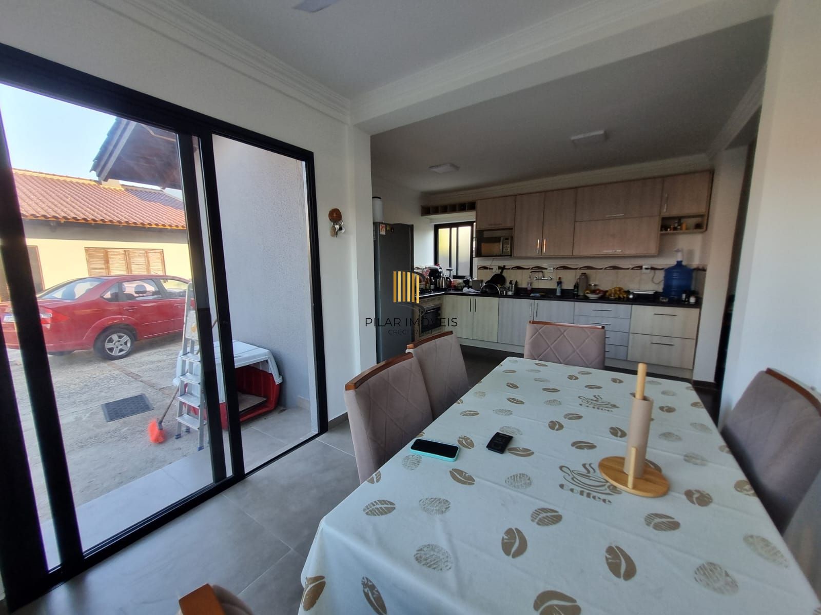 Casa para Venda - 177m², 4 dormitórios, sendo 1 suites, 2 vagas - Partenon