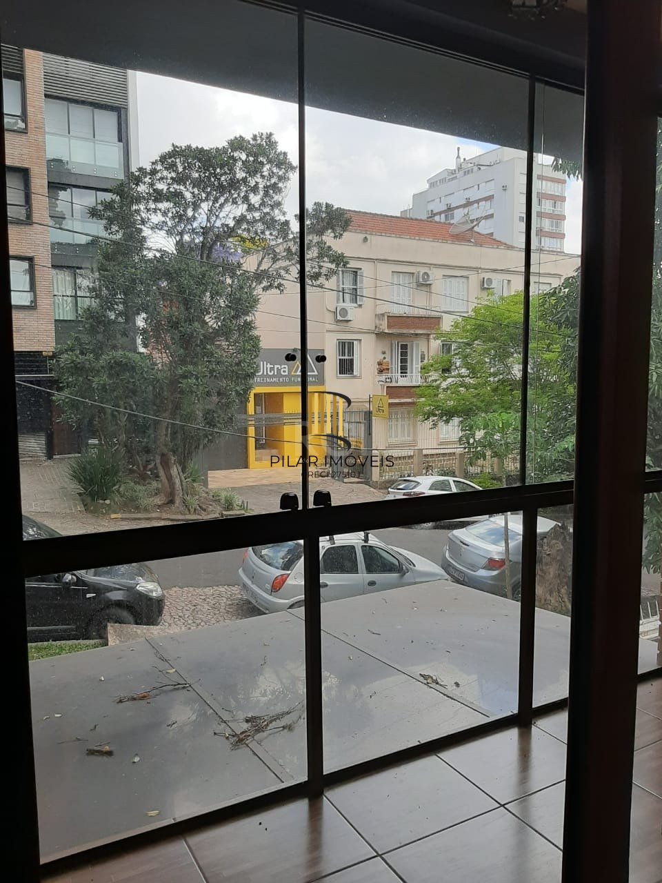 Casa para Venda - 262.02m², 3 dormitórios, sendo 1 suites, 6 vagas - Auxiliadora