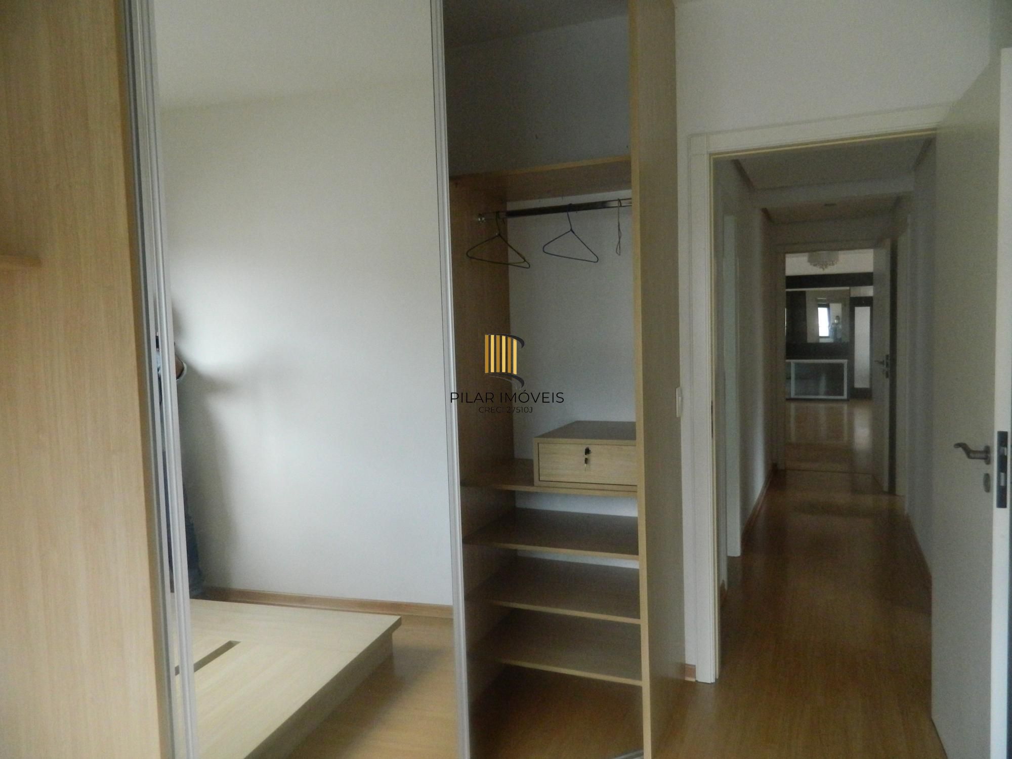 Apartamento 3 dormitórios no bairro Mont Serrat
