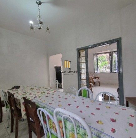 Casa 4 dormitórios no bairro Partenon