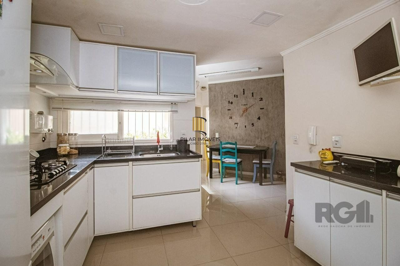 Casa 3 dormitórios no bairro Santo Antônio