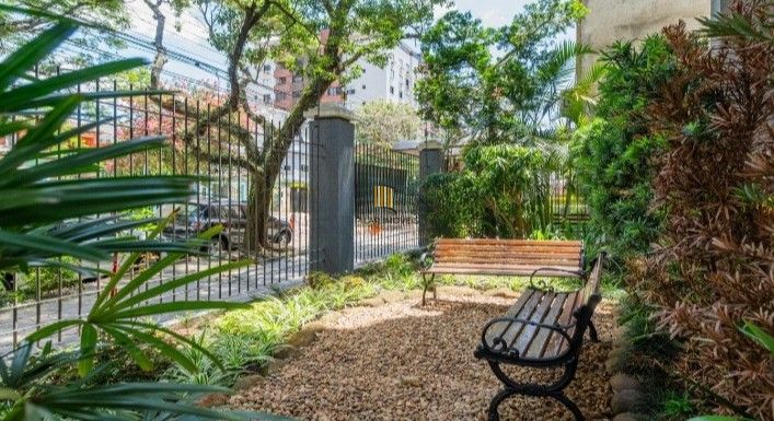 Apartamento 2 dormitórios no bairro Menino Deus