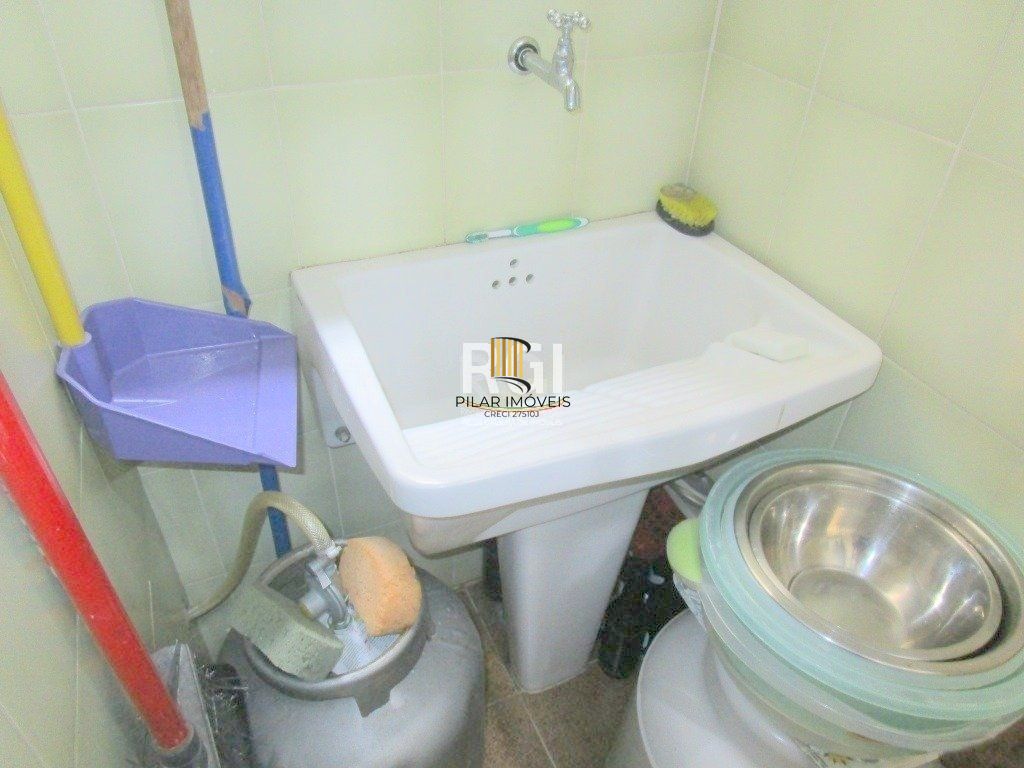 Apartamento para Venda - 63.17m², 2 dormitórios, 1 vaga - Nonoai