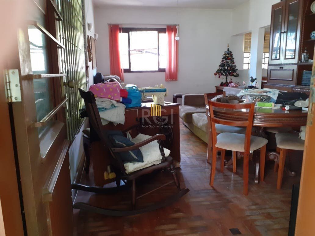 Casa para Venda - 120m², 3 dormitórios, 1 vaga - Santa Tereza