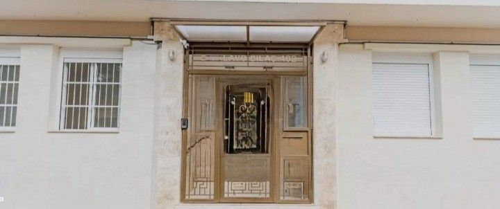 Apartamento térreo com 3 dormitórios no bairro Azenha!