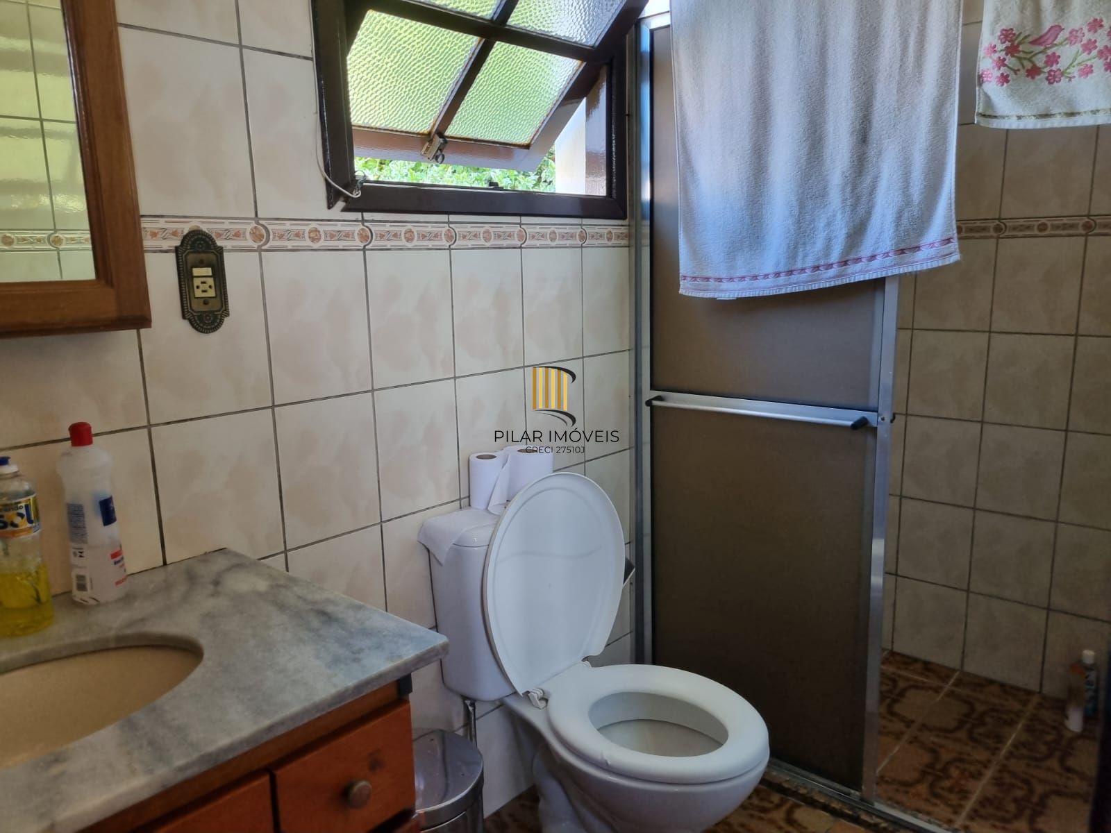 Casa 5 dormitórios no bairro Partenon
