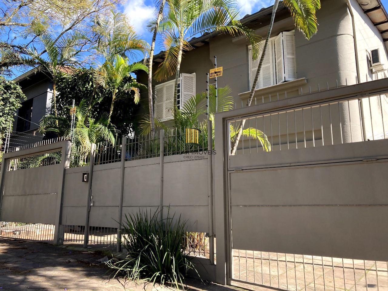 Casa 3 dormitórios no bairro Auxiliadora - Pilar Imóveis