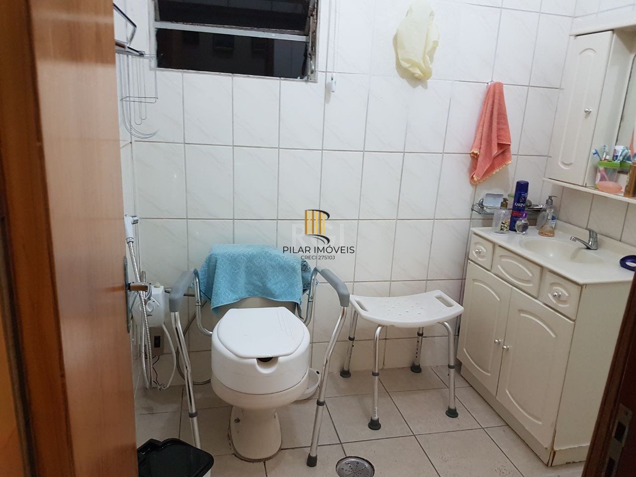 Casa para Venda - 250m², 5 dormitórios, 5 vagas - Jardim Botânico