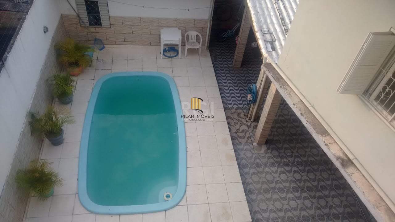 Sobrado para Venda - 300m², 5 dormitórios, Nonoai