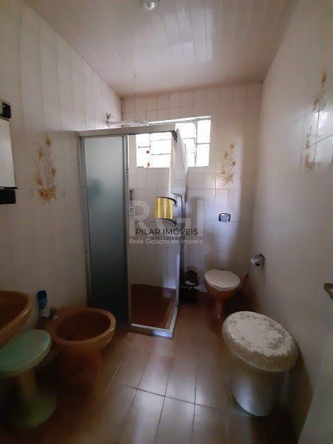 Casa para Venda - 184m², 4 dormitórios, sendo 1 suites, 5 vagas - Cavalhada