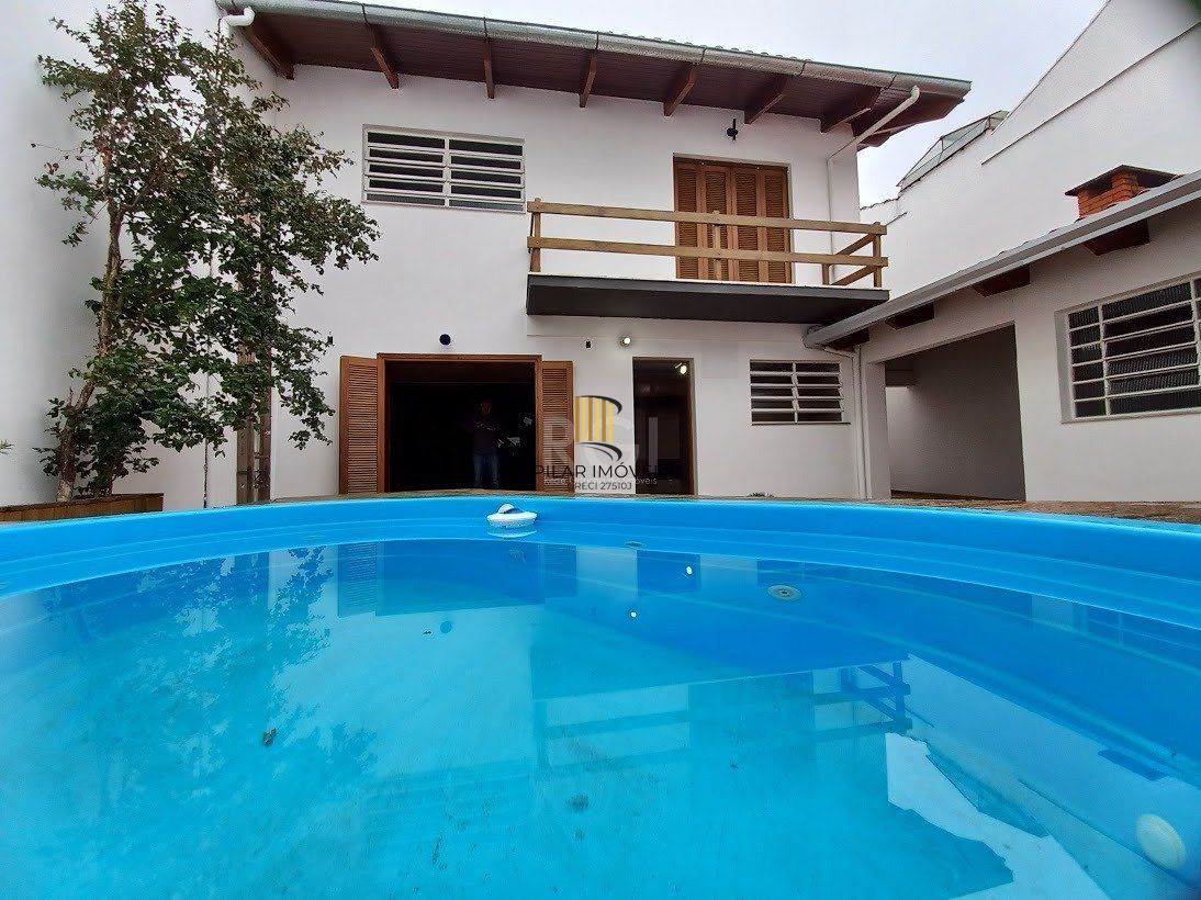 Casa para Venda - 224m², 3 dormitórios, sendo 1 suites, 3 vagas - Santana