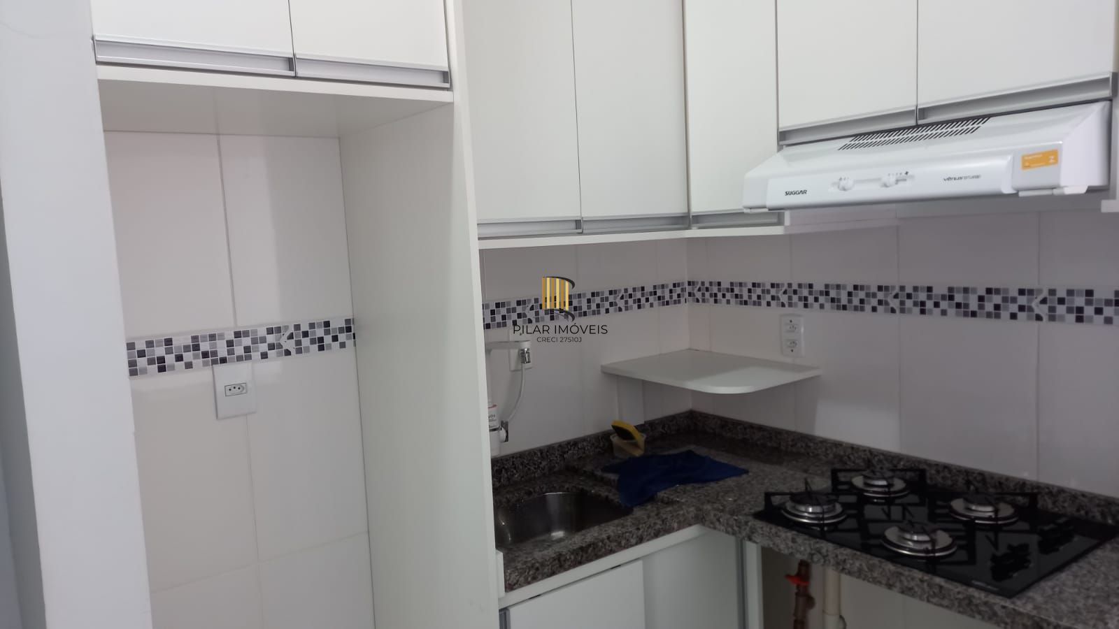 Descubra o charme e o conforto desta kitnet incrível para venda transformada em 1 dormitório no bairro Centro Histórico em Porto Alegre/RS.