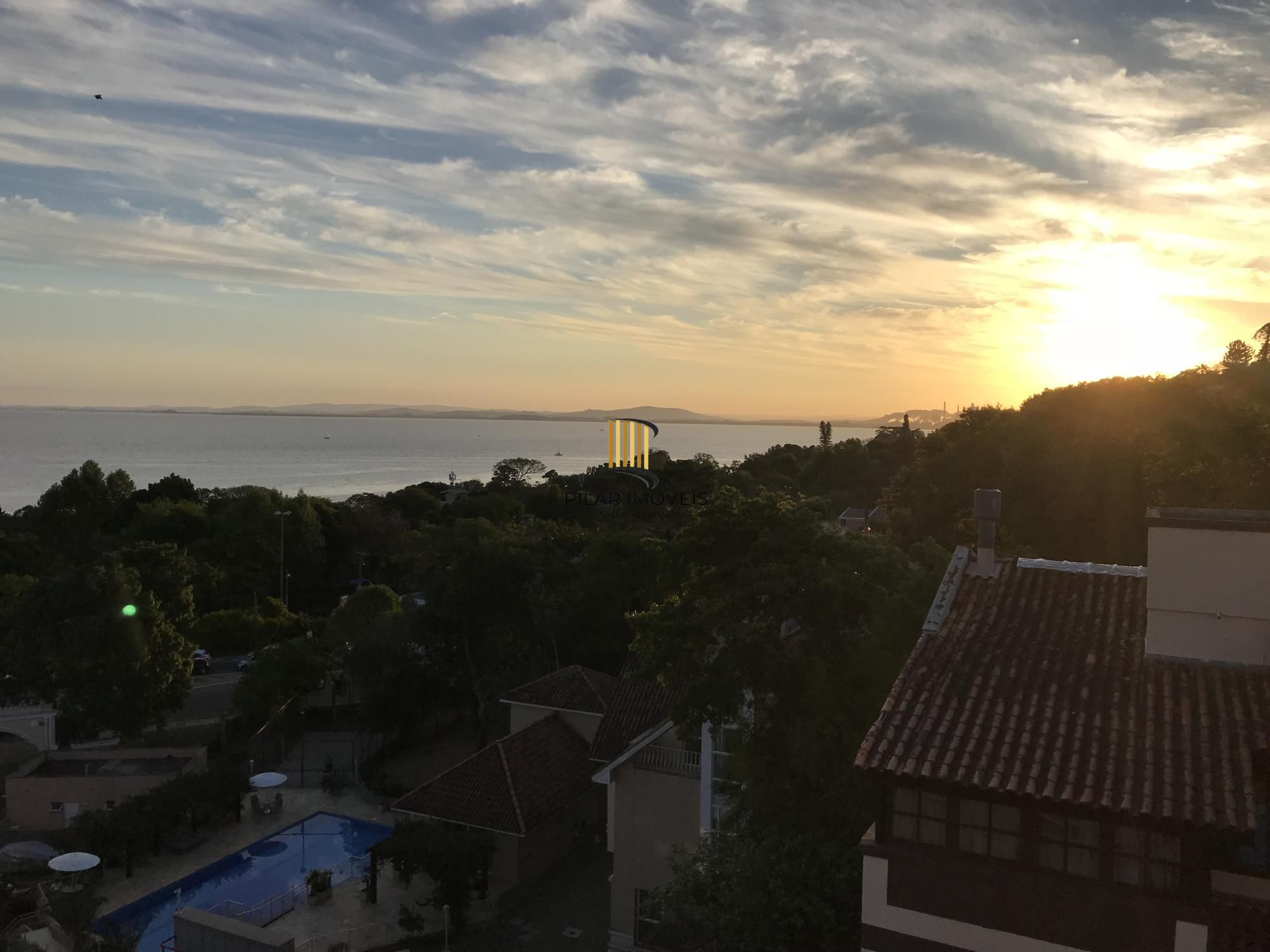 Casa Condominio para Venda - 230.51m², 4 dormitórios, sendo 1 suites, 3 vagas - Pedra Redonda