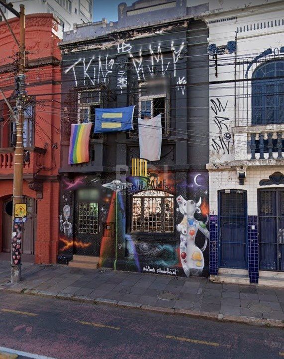 Casa para Venda - 242m², 3 dormitórios, 1 vaga - Cidade Baixa - Pilar Imóveis