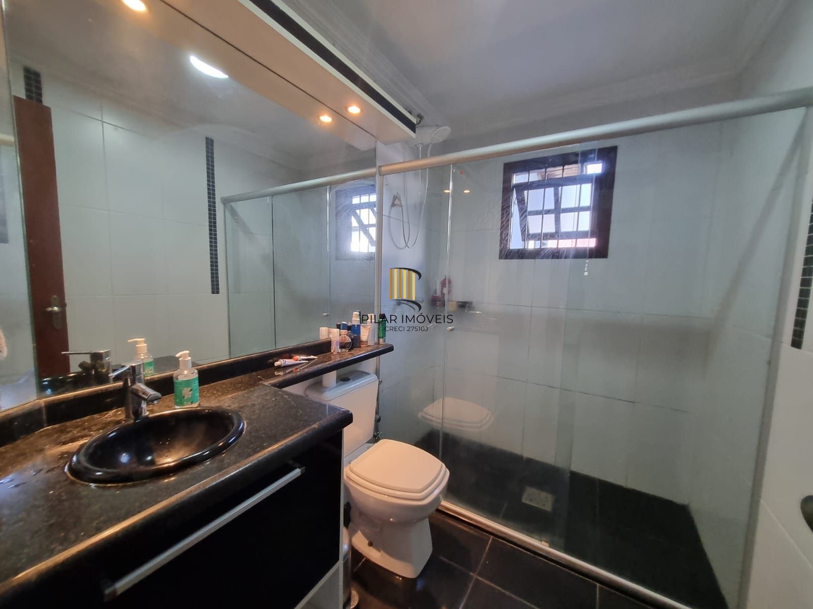 Casa para Venda - 177m², 4 dormitórios, sendo 1 suites, 2 vagas - Partenon