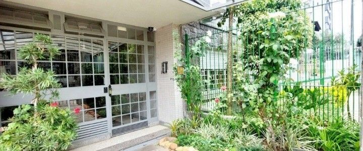 Apartamento Kitnet a venda com pátio no Bairro Santana