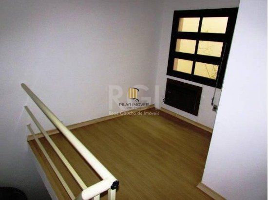 Loja para Venda - 20.94m², 0 dormitórios, Petrópolis